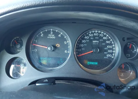 2009 GMC Yukon Xl 1500 Denali z USA, uszkodzony, nr VIN 1GKFK06289R275335